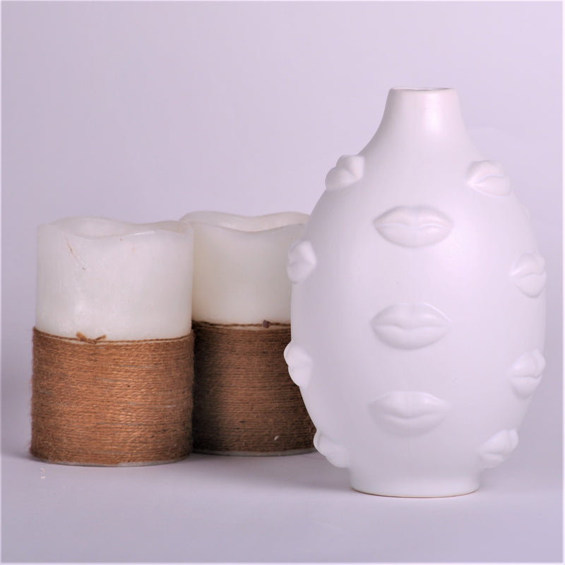 Lips Vase Sculpture - Poshipo